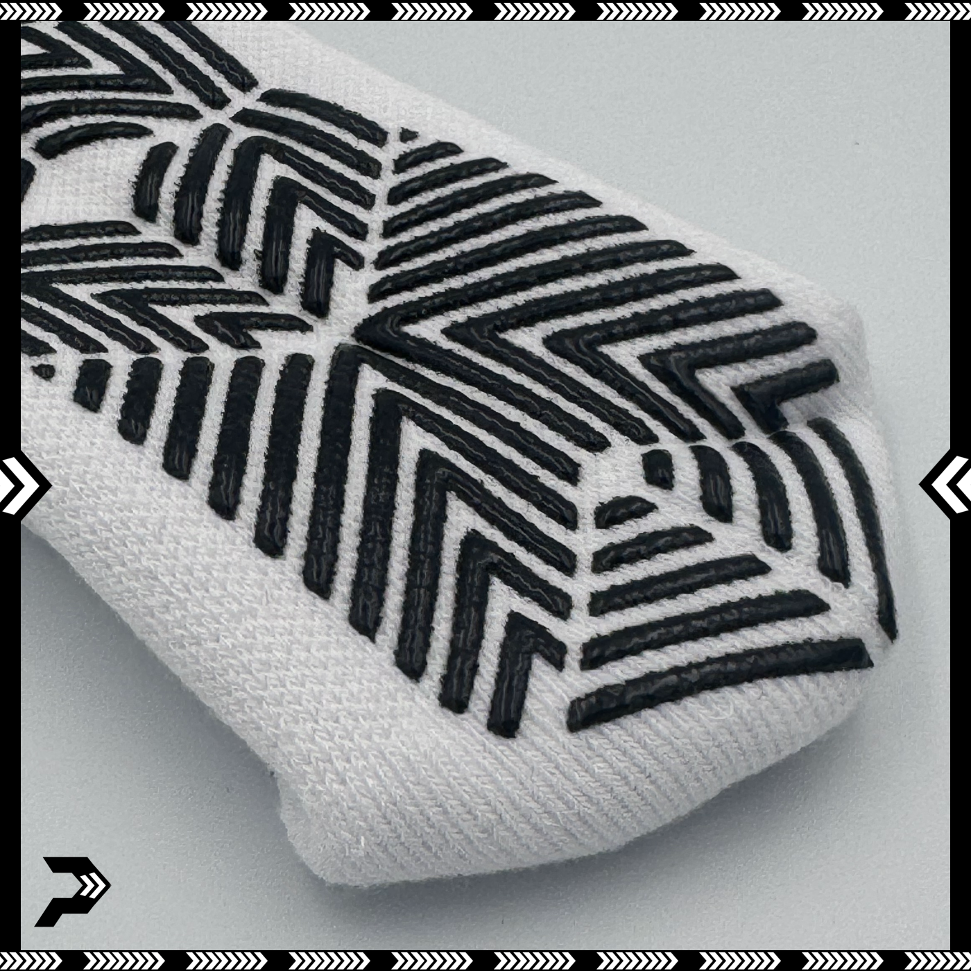 PLYA | PULSE Grip Socks