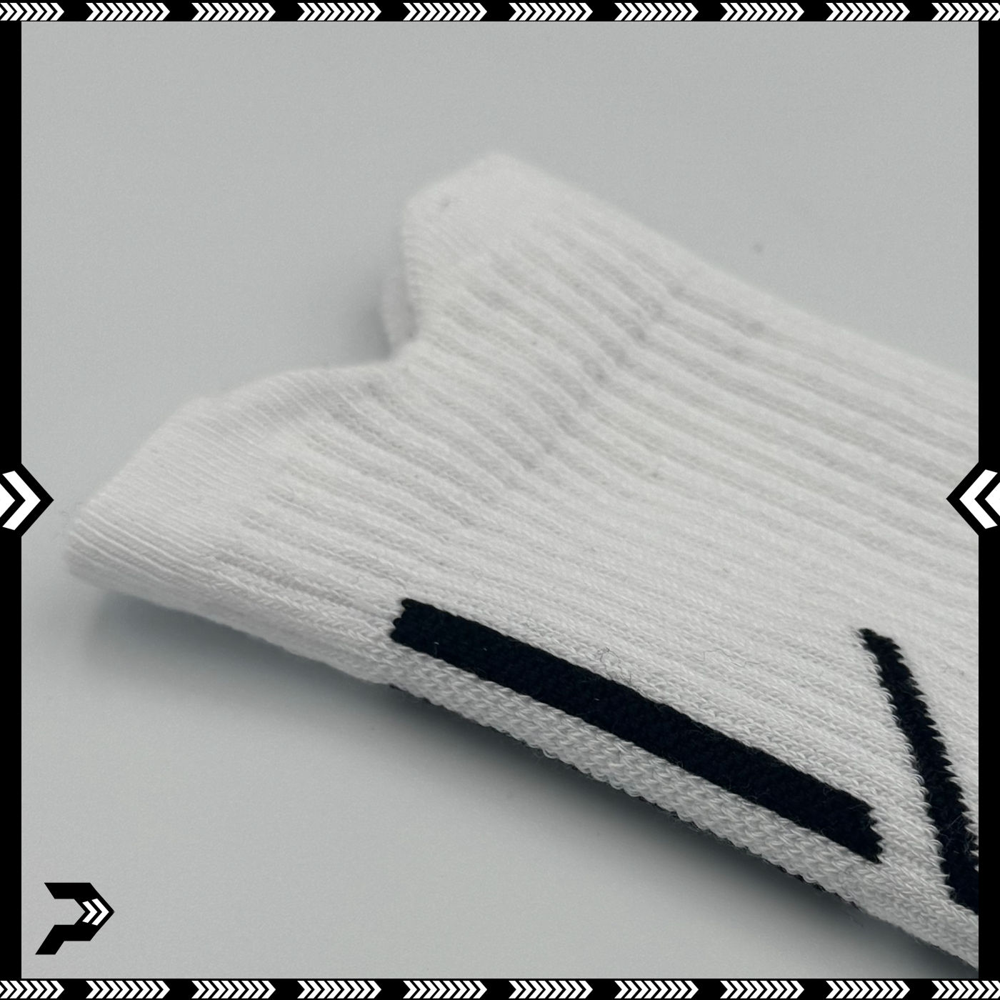 PLYA | PULSE Grip Socks
