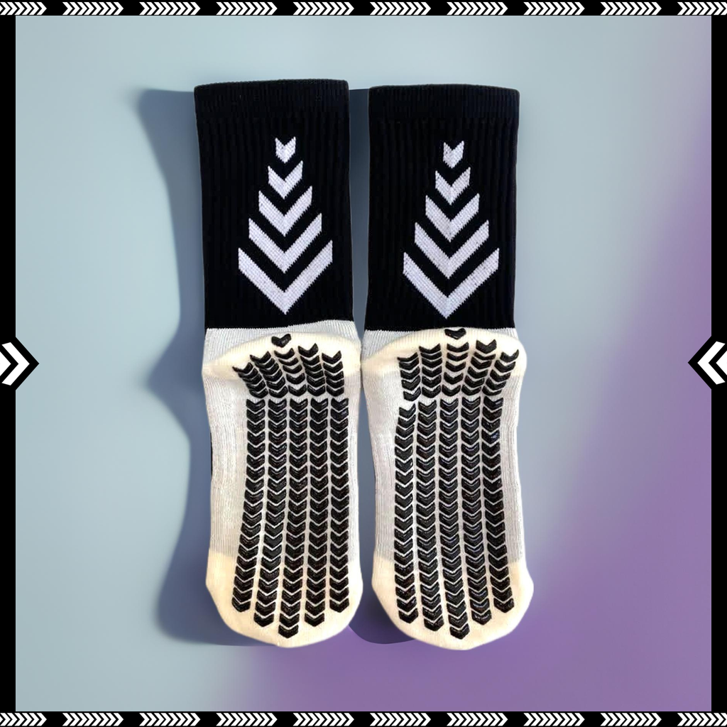 PLYA | 3 Pairs of Adults Grip Socks 2.0
