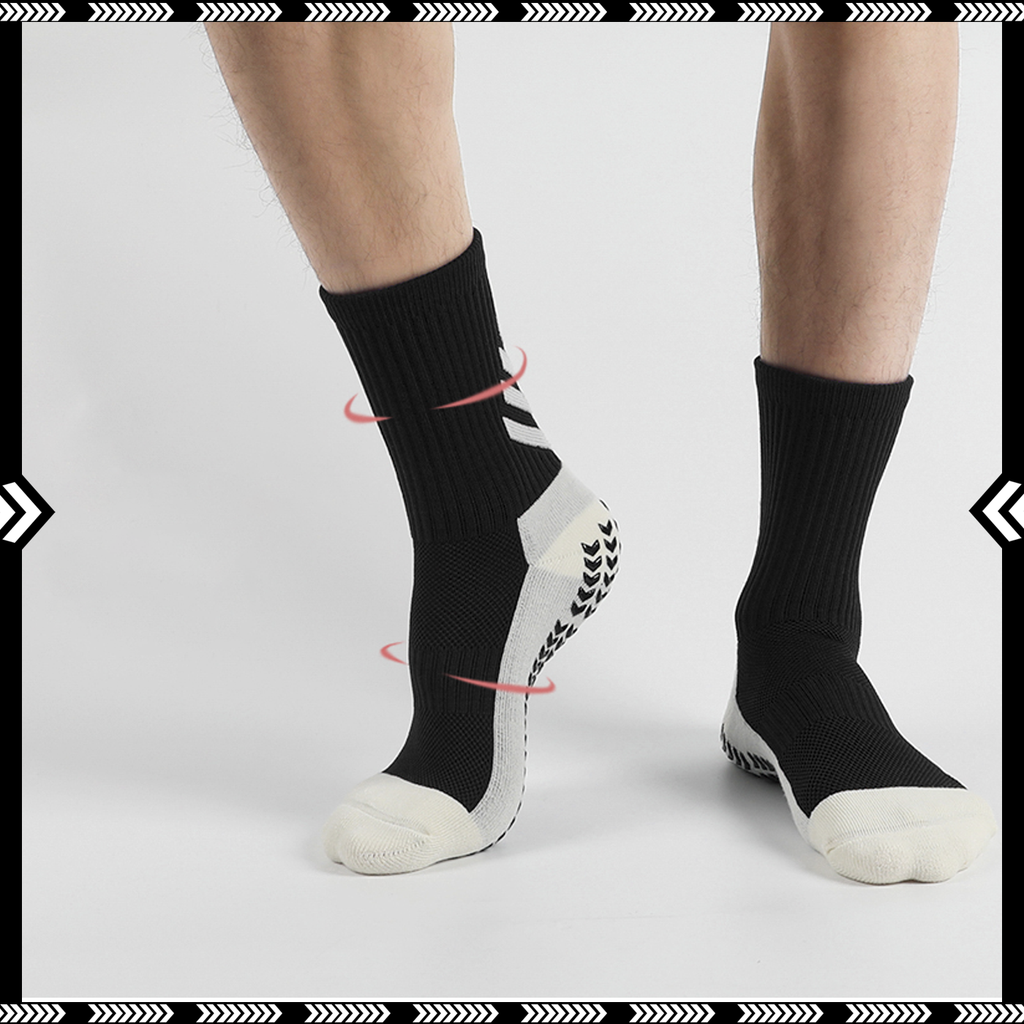 PLYA | 3 Pairs of Adults Grip Socks 2.0